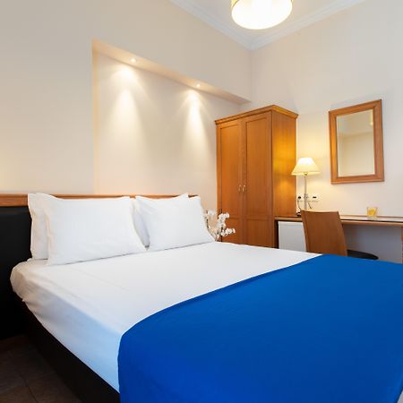 Pantheon City Hotel Gythio Exterior foto